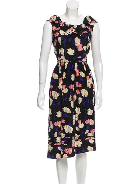 prada flower dress.